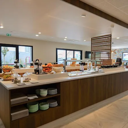 Le Kennedy, Clermont-ferrand, The Originals Relais ホテル クレルモン・フェラン