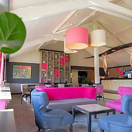Le Kennedy, Clermont-ferrand, The Originals Relais Hotel 3*