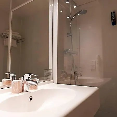 Le Kennedy, Clermont-ferrand, The Originals Relais Otel