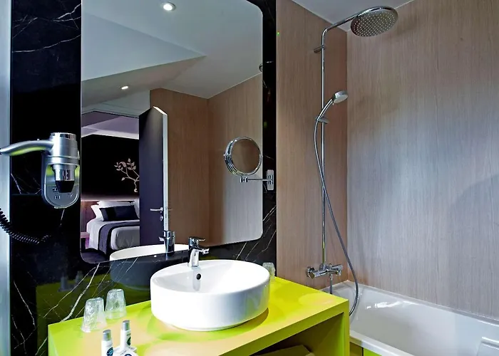 Hotel Le Kennedy, Clermont-ferrand, The Originals Relais 3*