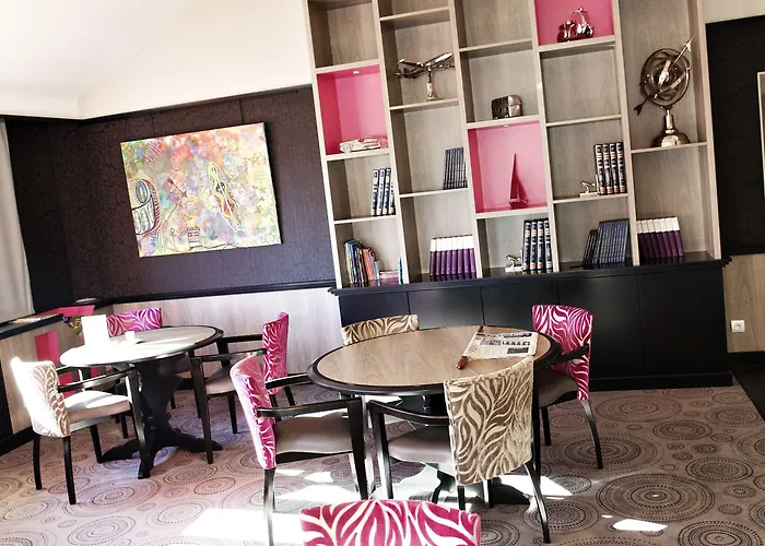 Le Kennedy, Clermont-ferrand, The Originals Relais 3*