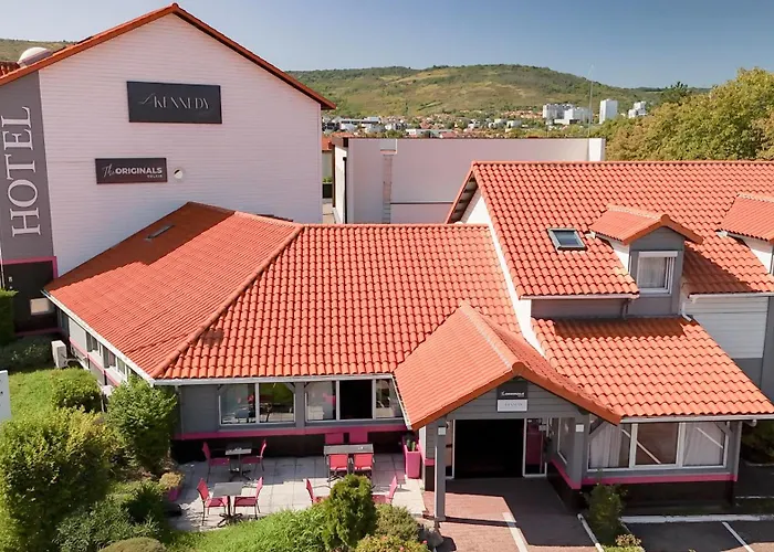 Le Kennedy, Clermont-ferrand, The Originals Relais Hotel 3*