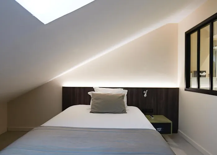 Le Kennedy, Clermont-ferrand, The Originals Relais 酒店 3*