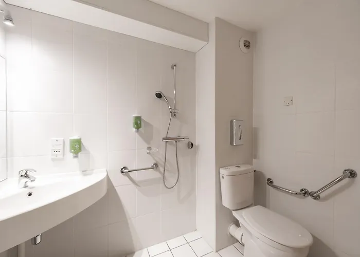 Le Kennedy, Clermont-ferrand, The Originals Relais 酒店